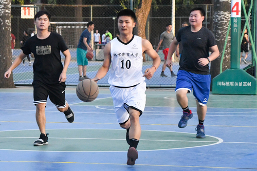 fe3dec8e11494b269c0dcc2ba5ba895d.jpg